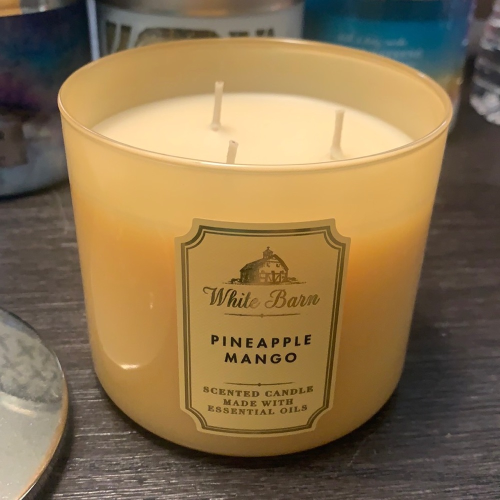 Bath and body works 3 wick pineapple mango